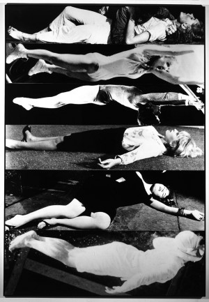 约翰·巴尔代萨里- Horizontal Women, 1987, photographs mounted on board