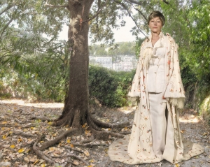 Cindy Sherman  -  Untitled＃514,2010 / 2011，发色彩色印刷品