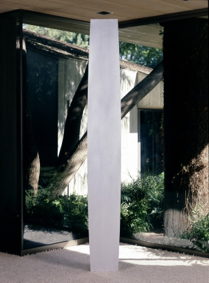 Ellsworth Kelly  - 曲线XXVIII，1982，铝制