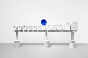 杰夫·库恩斯- Gazing Ball (Mailboxes), 2013