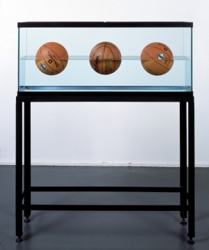 杰夫·库恩斯- Three Ball 50/50 Tank (Two Spalding Dr. J Silver Series, Wilson Supershot), 1985