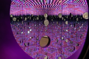 Yayoi Kusama -渴望永恒，2017